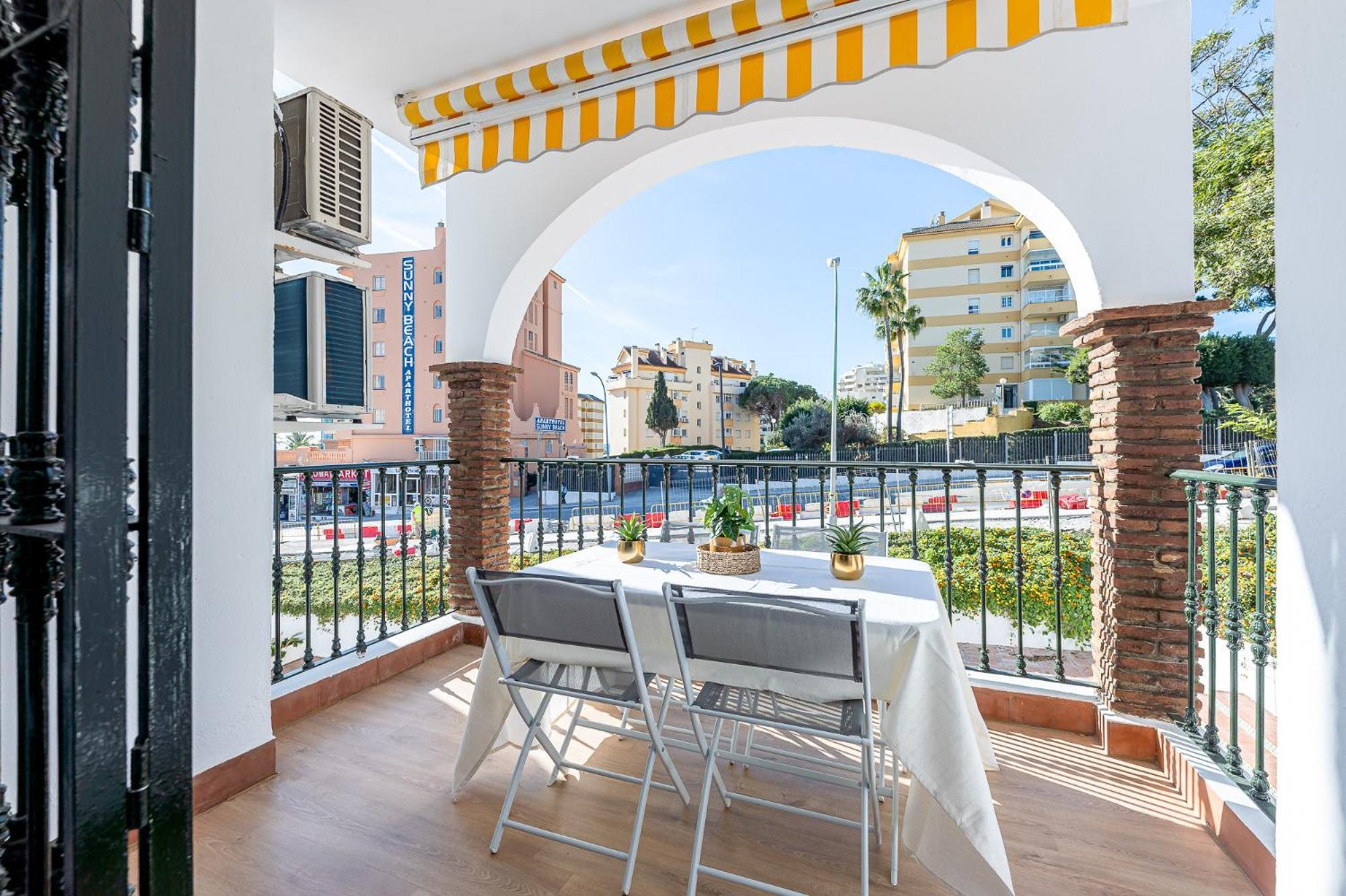 797 - En Pueblo Quinta A 1 Min De La Playa Apartamento Benalmádena